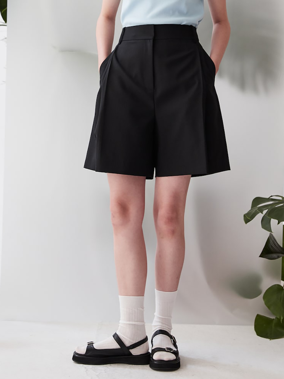 kuho plus Tuck Volume Half Pants _Black