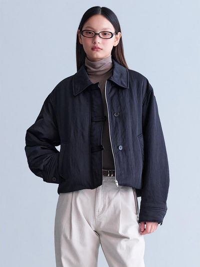 kuho plus Volume Sleeve Short Padded Jacket - Black