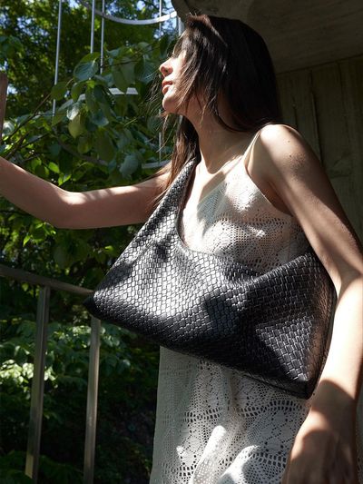 KWANI Cross Body Slouchy Hobo Bag_Night Black