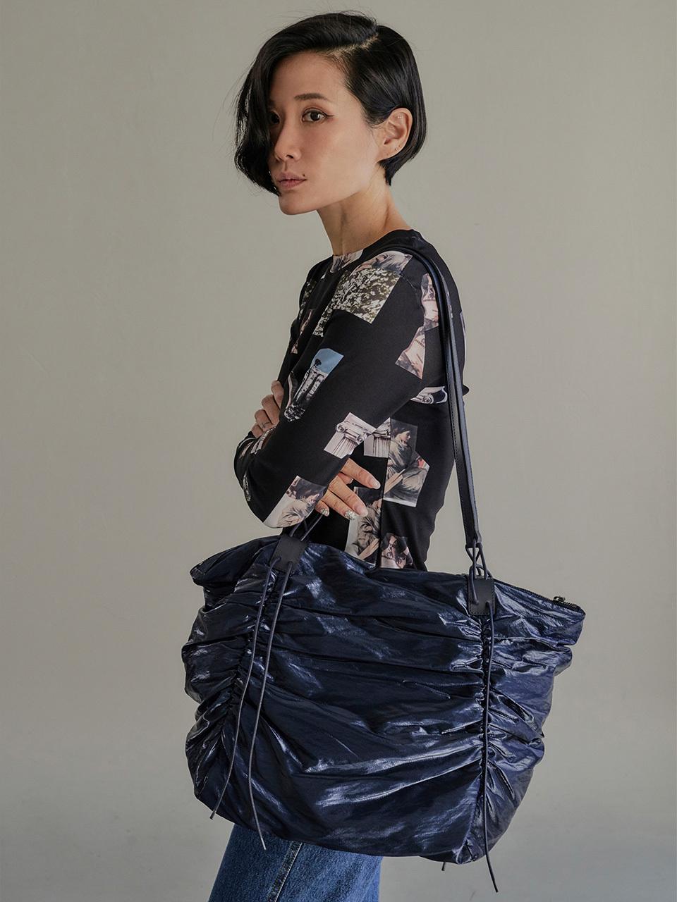 KWANI Deborah Ruched Bag_Navy