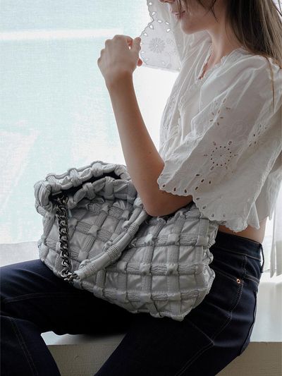 KWANI My Puffy Fluffy Bag Silver
