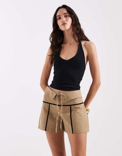 Laagam Laagam Kali mid rise skort with double waistband and tie details in camel-Brown