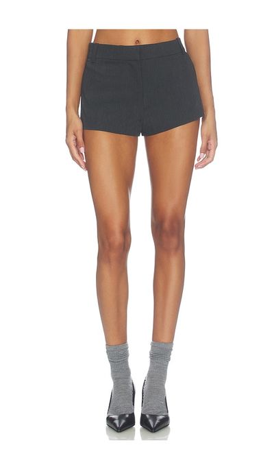 L'Academie L'Academie Astor Short