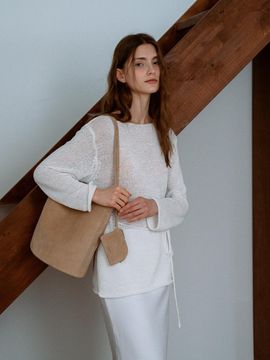 Lamerei Italian Suede Bucket Bag (LMBESPBA903) [Beige]