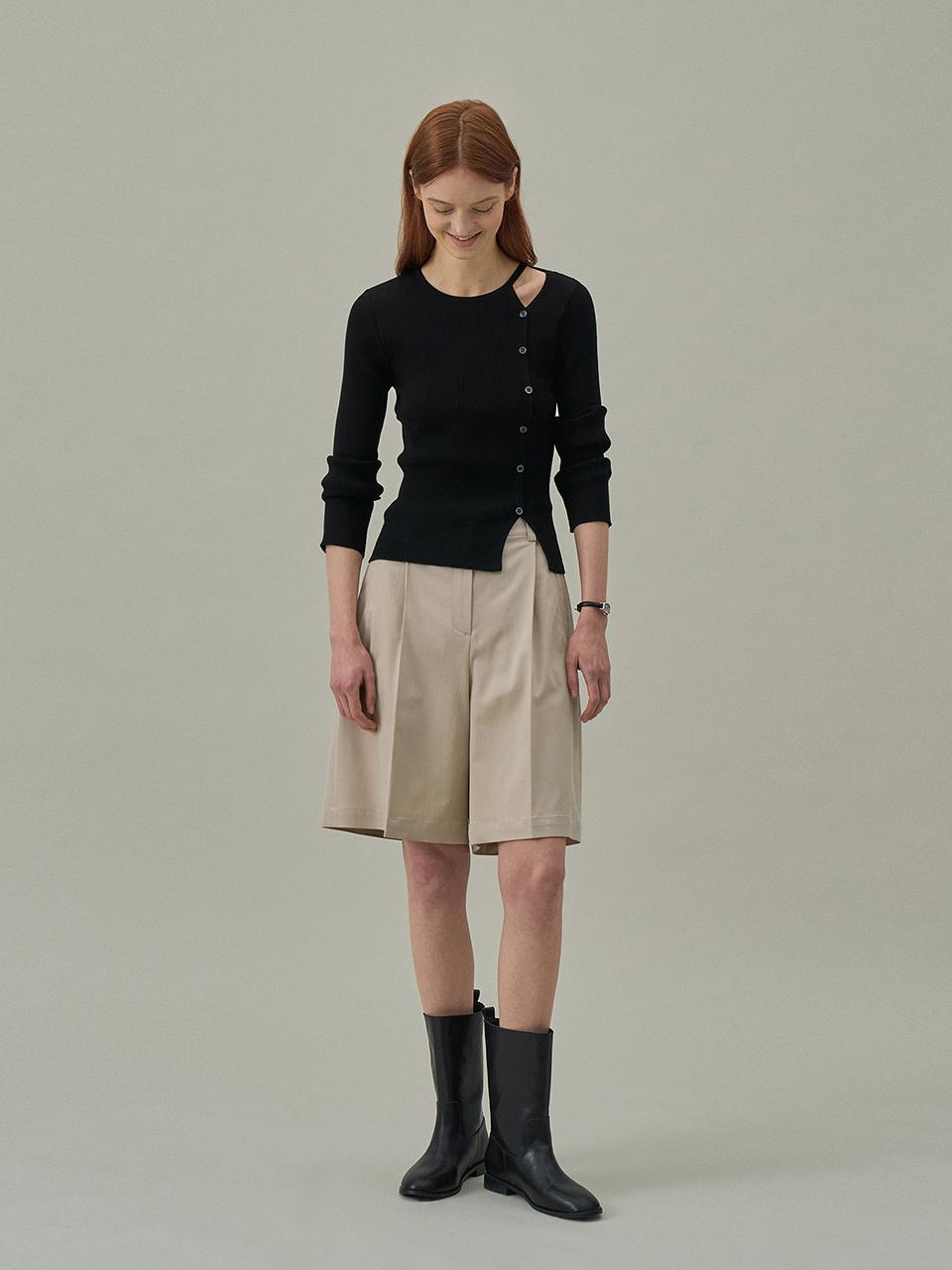 Lamerei Single Pleated Bermuda Shorts - Beige
