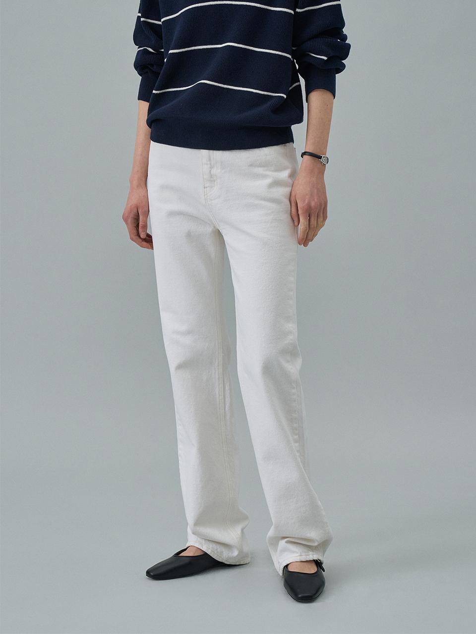 Lamerei Slim Fit Straight Leg Jeans