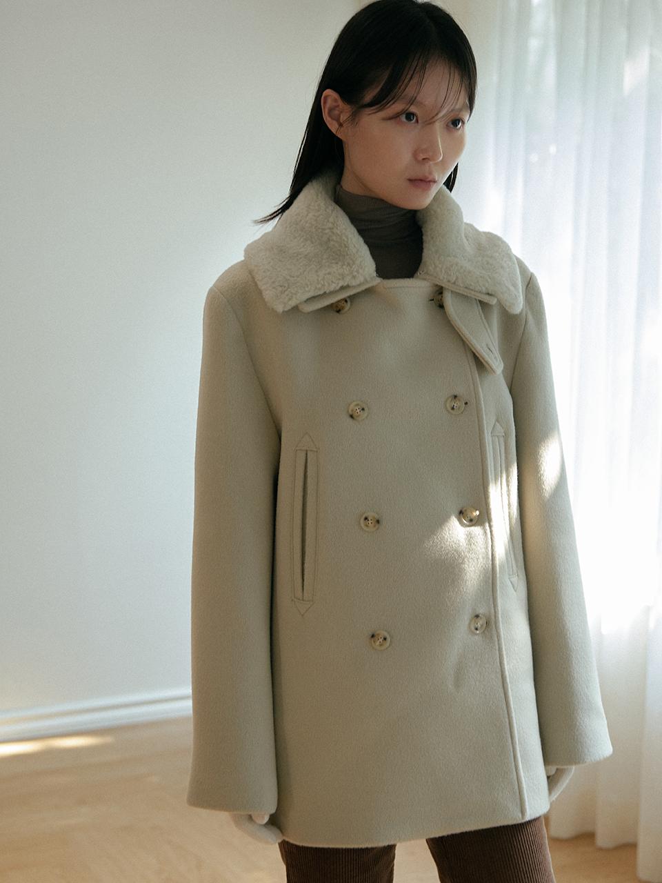 Laminez Overfit Fur Pea Coat - Cream