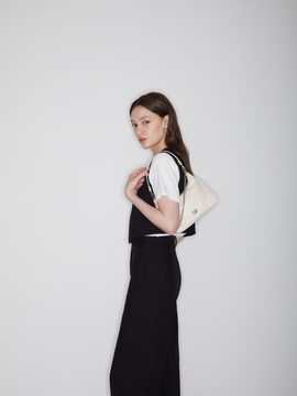 LAP Chain Shoulder Lined Medium Bag (AR7AB701)