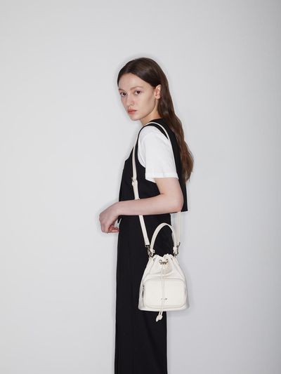 LAP Compact Structured Bucket Bag (AR7AB700)