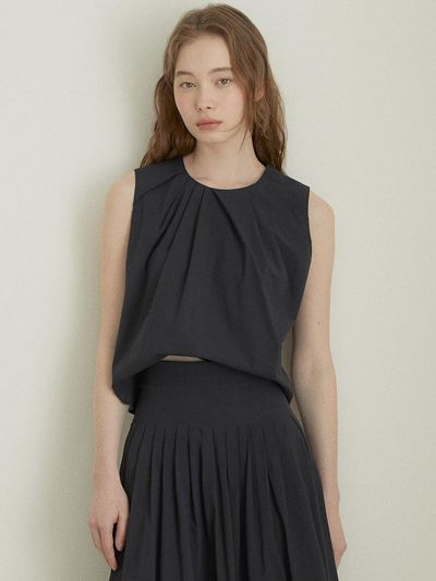 LARGO Pintuck Sleeveless Blouse_Navy