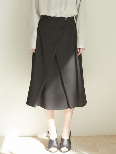 LARGO Pleated A-line Skirt_Black