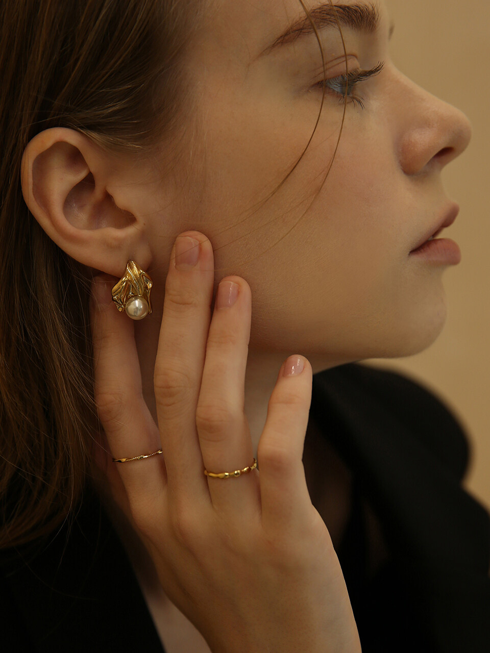 LAZYDAWN Pearl In The Shell Earring E014