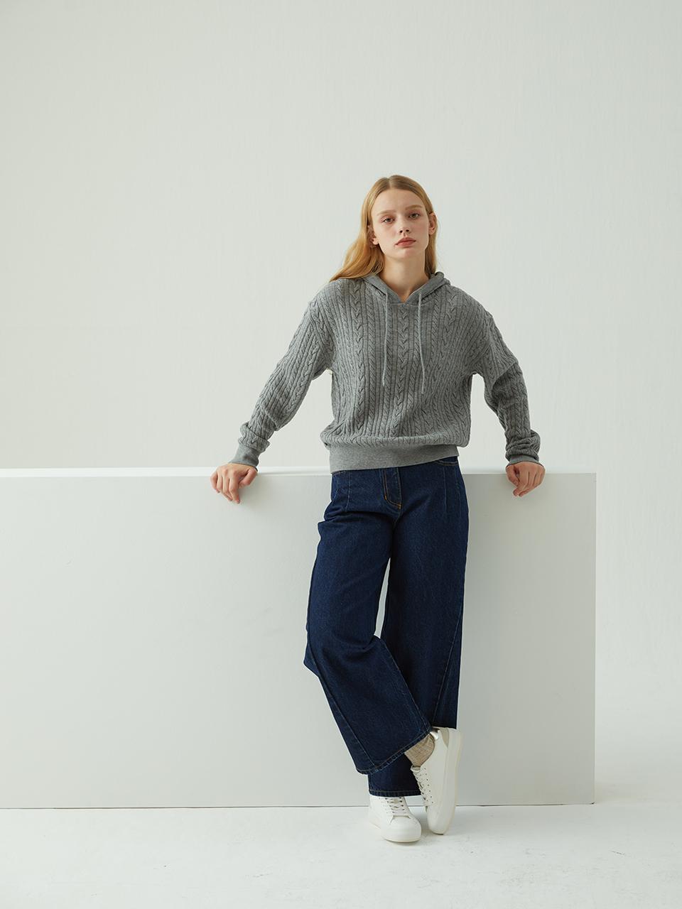 LE PURE [LEPURE] Wool 100 Cable Hood Sweater