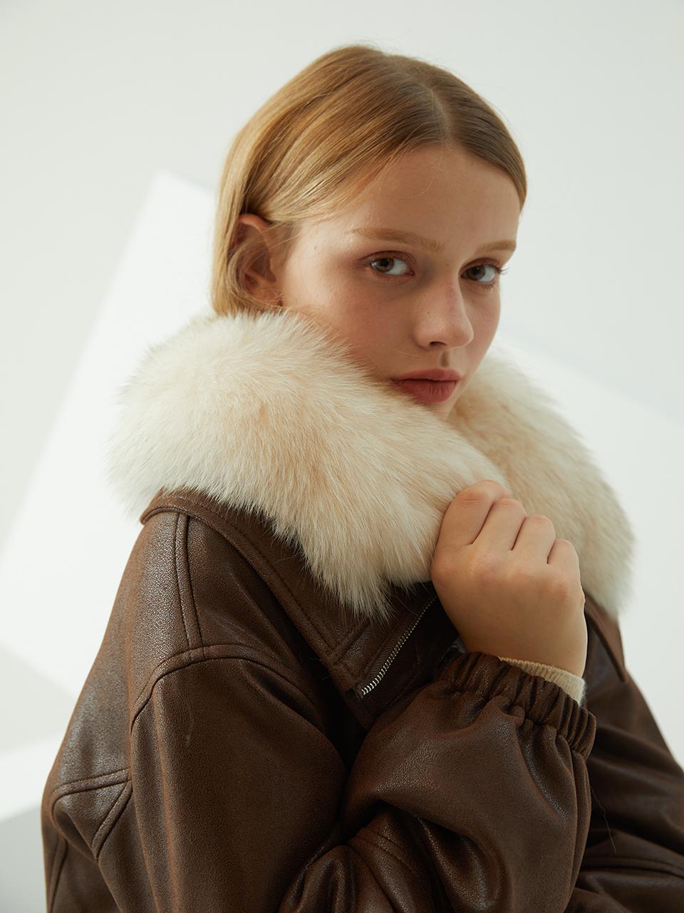 LE PURE SAGA Faux Fur Collar Down Quilted Jacket