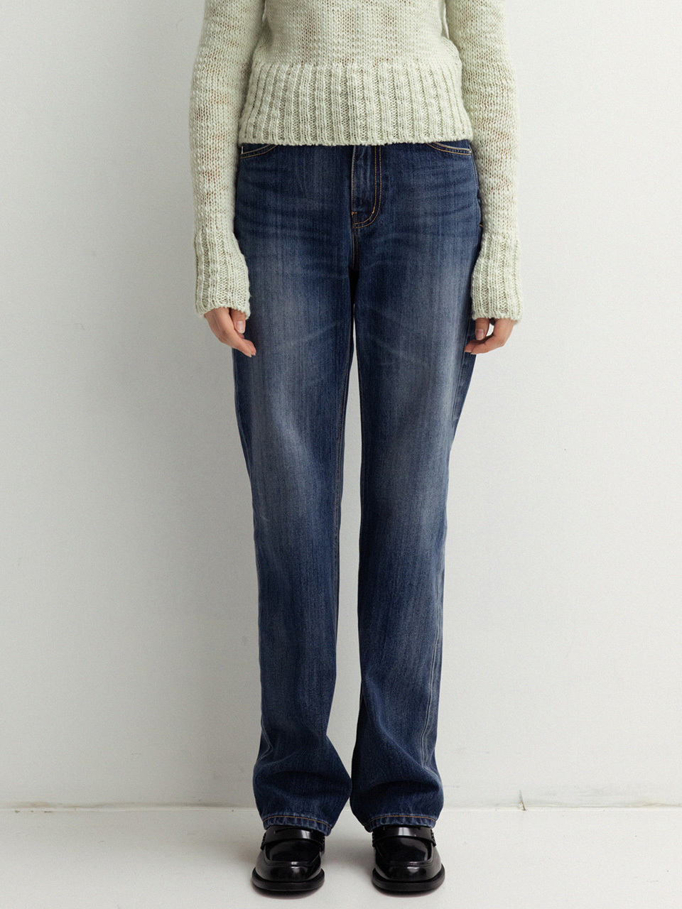 LE Straight-Fit Washing Denim Pants - Mid Blue