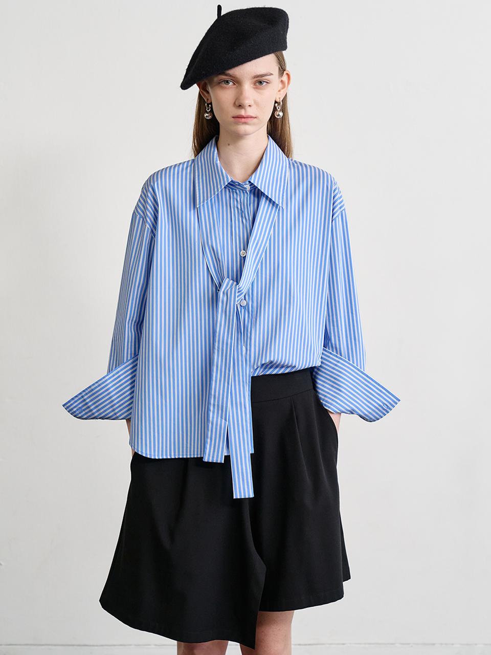 LE YIEL Oversized Stripe Tie Shirt Blouse [Blue]