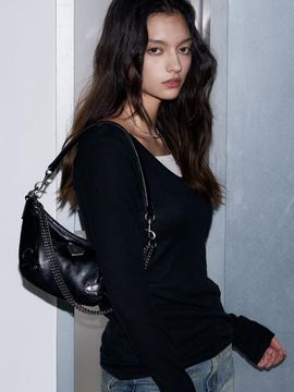 leathery Vintage Chain Crossbody Mini Bag [2 Colors]