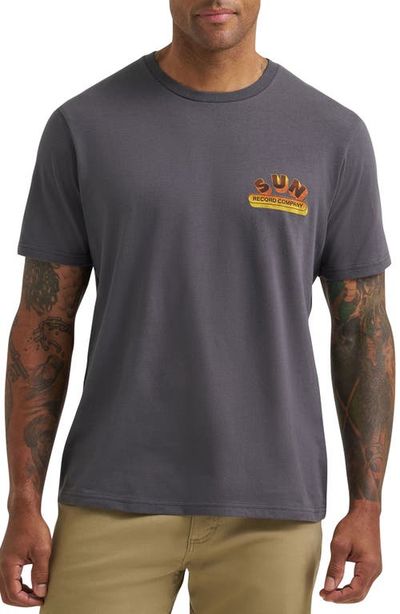Lee Lee Graphic T-Shirt