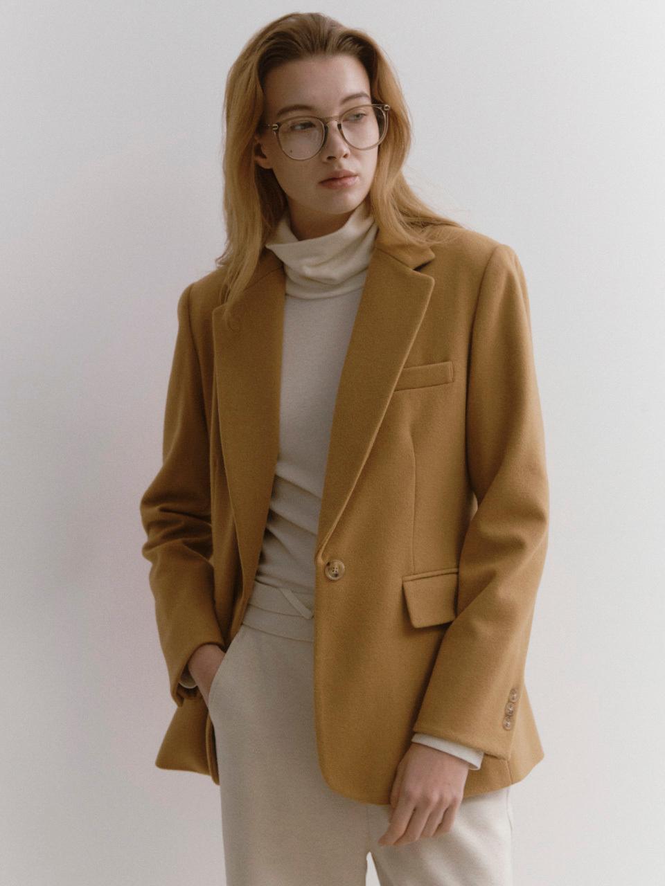 LEI AVERY Merino Wool Jacket (Beige)