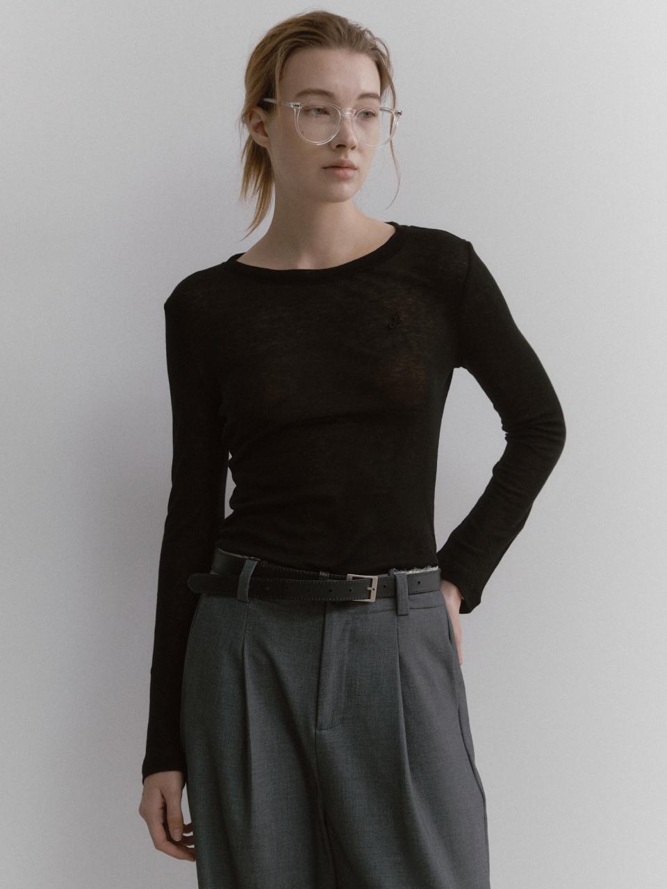 LEI AVERY Wool T-shirt (black)