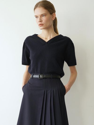 LEIE Cashmere V-Neck Puff Short Sleeve Sweater (Navy)