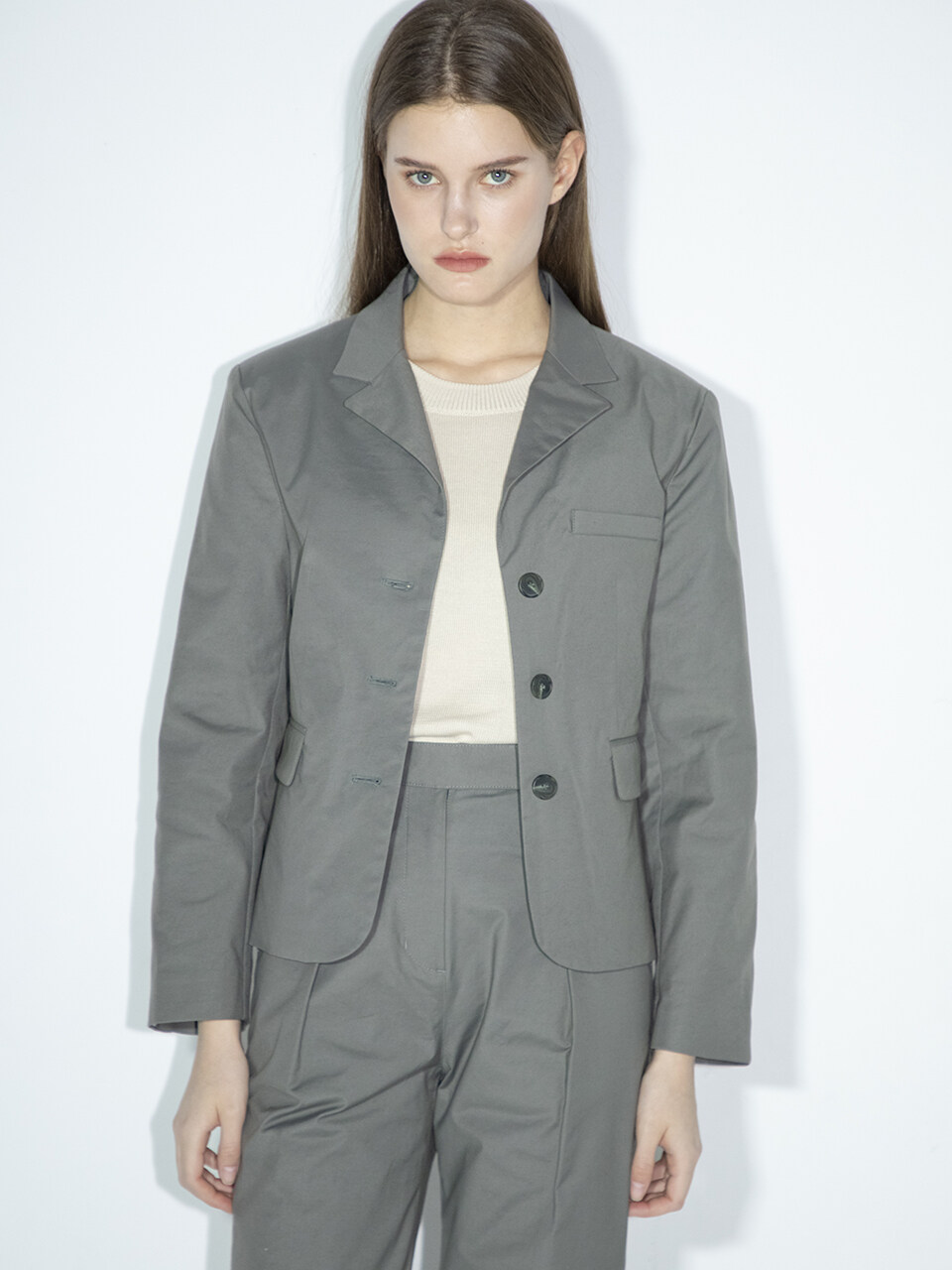 LEIE Mate Three Button Jacket _Khaki