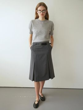 LEIE Tunnel Belt Pleated Midi Skirt (Gray)