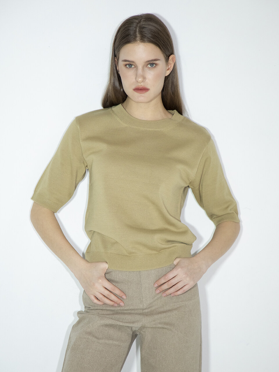 LEIE Yena Short Sleeve Knit Top _Khaki Beige