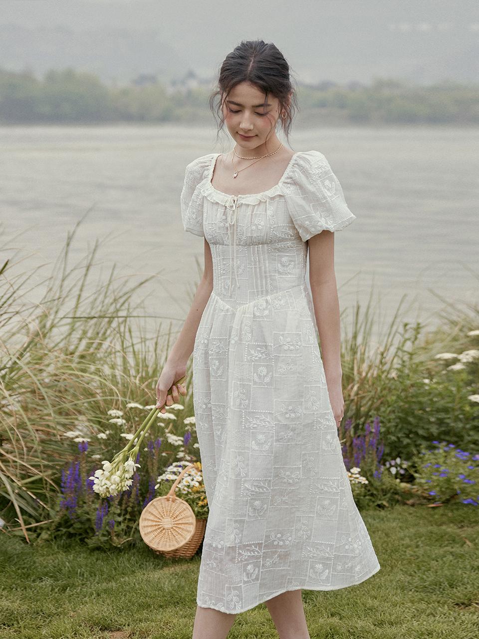 LENINA IRIE Embroidery Puff Sleeve Tencel Dress