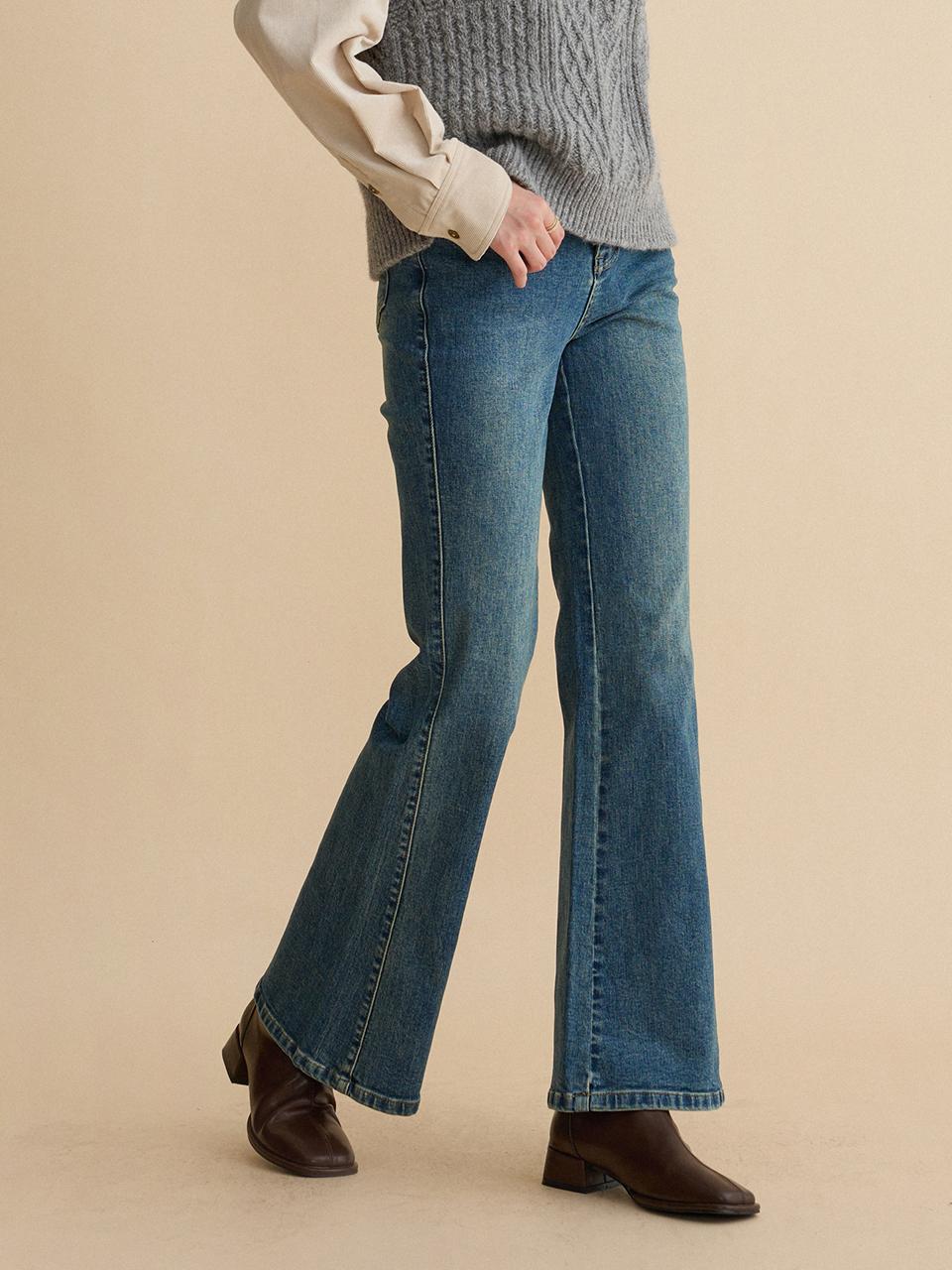 LENINA Premium Cotton Flared Denim Pants [BLUE]