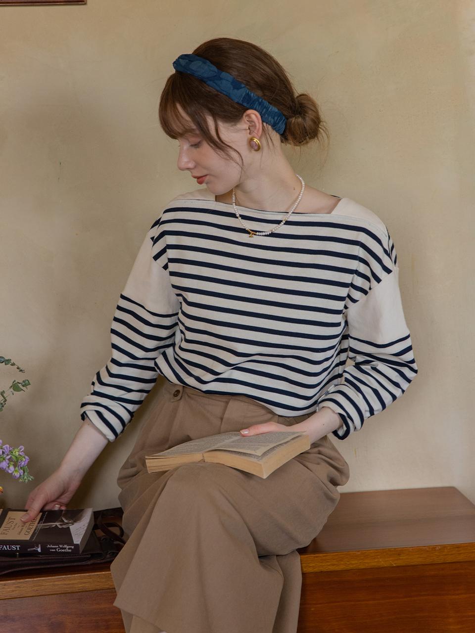 LENINA Splicing Stripe Geometric T-shirt [Black]