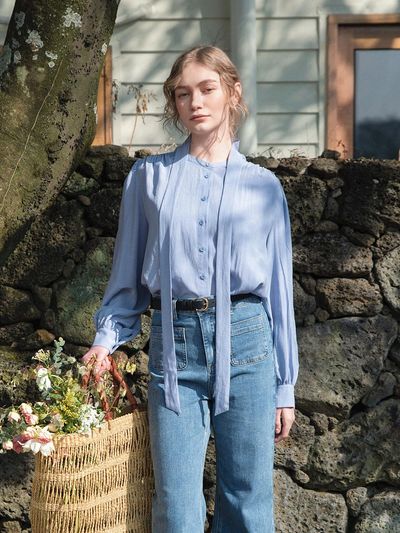 LENINA Tie Shirring Linen Blouse [BLUE]