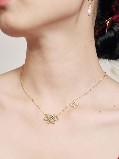 Les Bijoux Philosophy Simple Chinese Knot Pendant Necklace