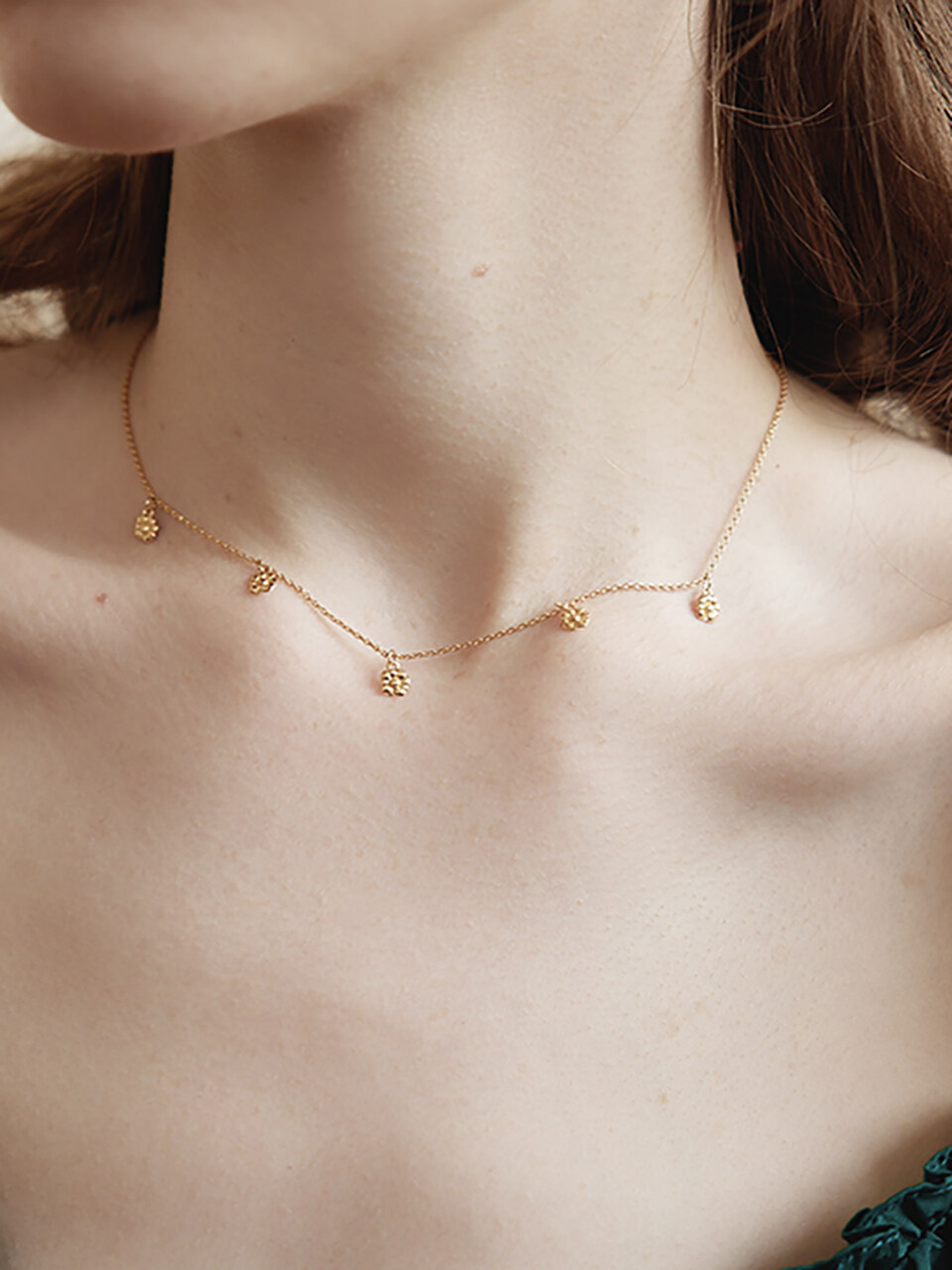 Les Bijoux Philosophy Simple Five Space Jewel Necklace