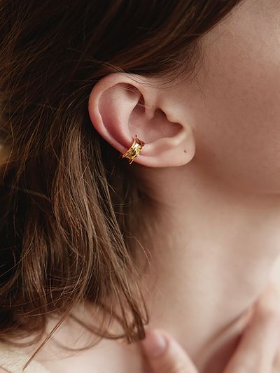 Les Bijoux Philosophy Simple Gold Fiexura Earring