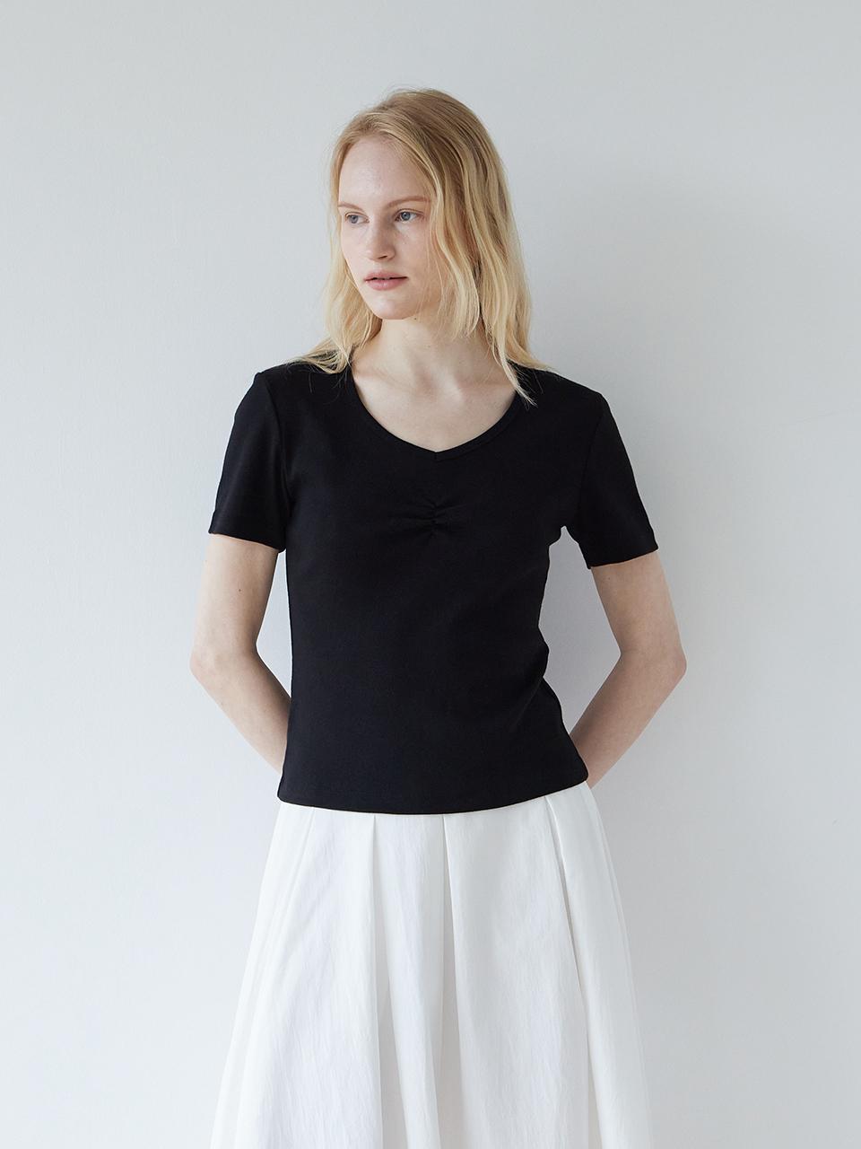 LESEIZIEME Essential U-Neck Short Sleeve T-Shirt [Black]