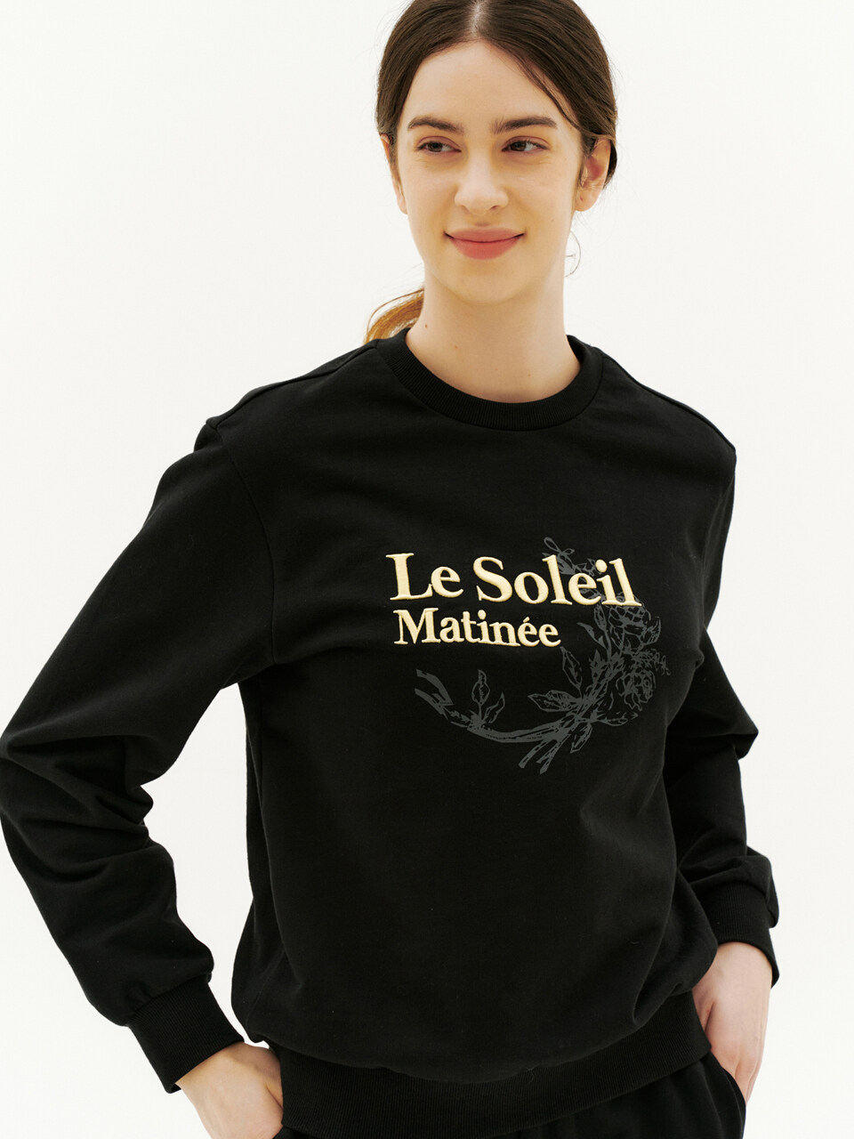 lesoleilmatinee Luster Fruit Sweat Shirt (Black)