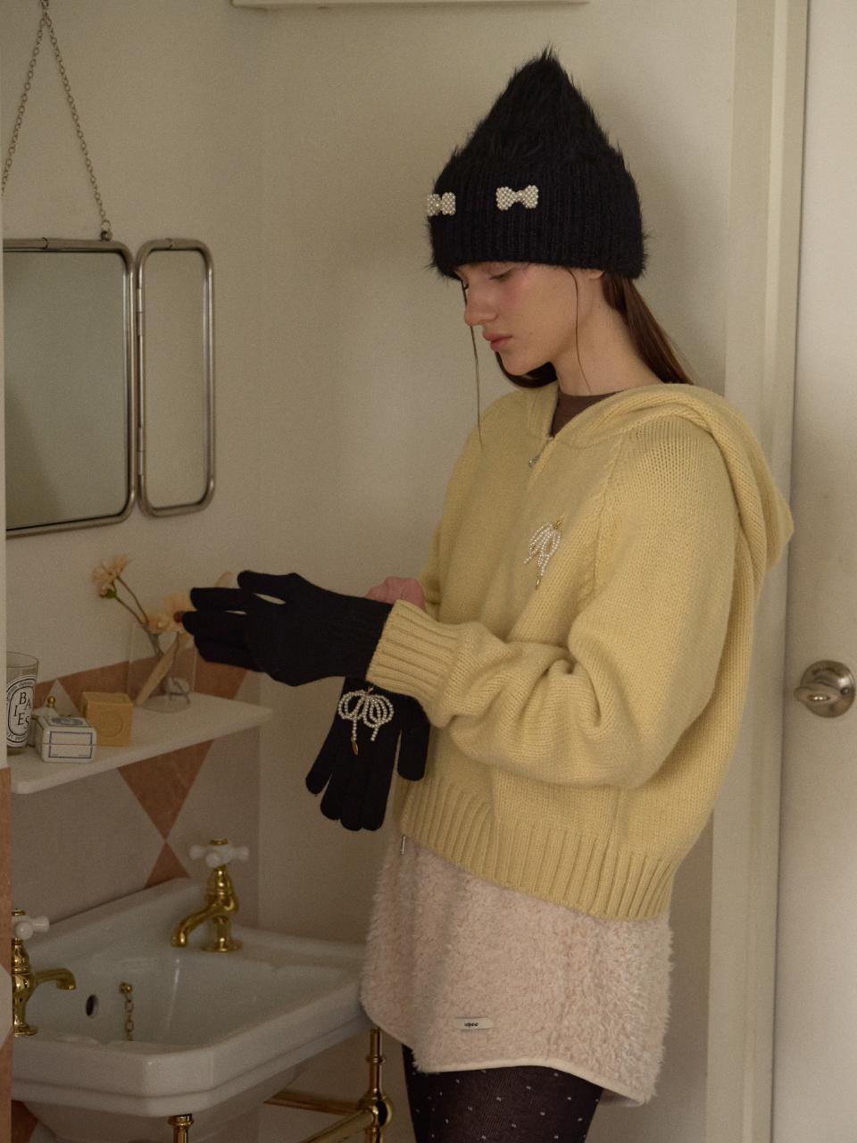 leterie Soft Wool Detachable Ribbon Gloves [Black]