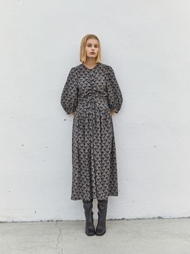 LETQSTUDIO Centre Ruched Maxi Dress (Black)