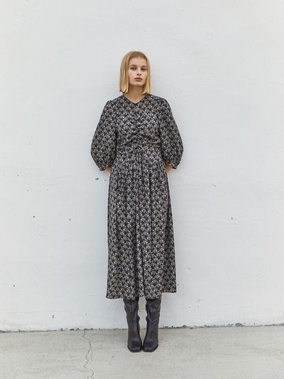 LETQSTUDIO Centre Ruched Maxi Dress (Black)