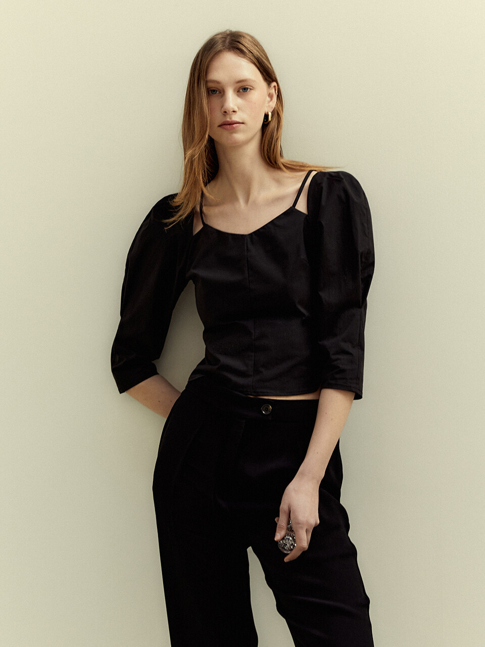 LETQSTUDIO Paper Strap Blouse_Black