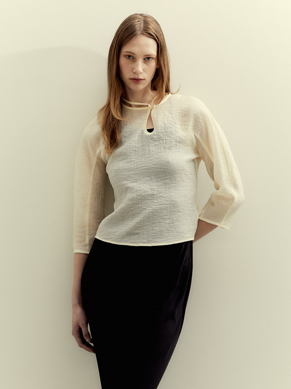 LETQSTUDIO Silky Blouse_Eggshell