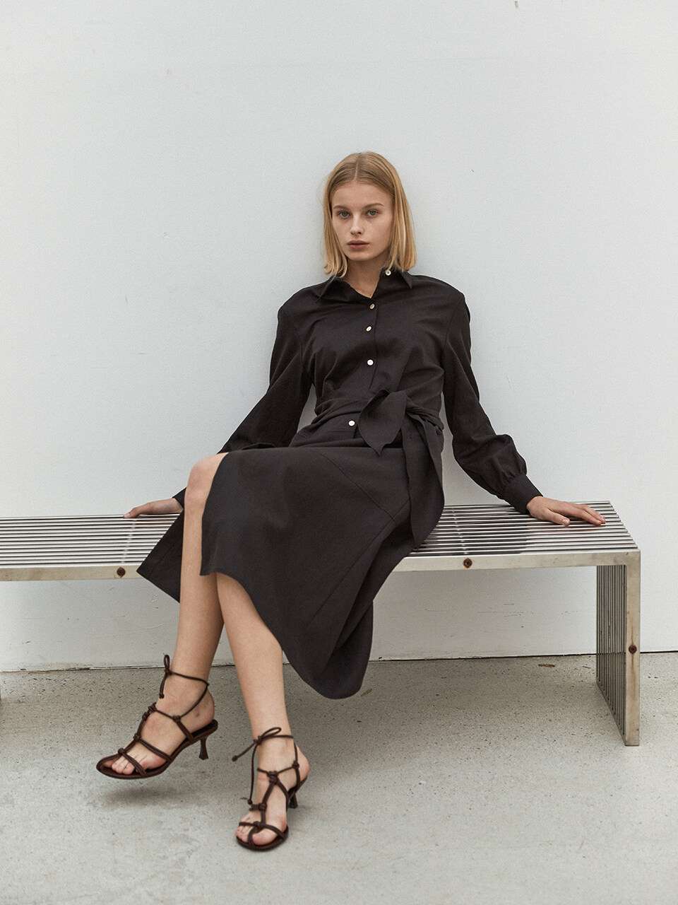 LETQSTUDIO Tie Tiered Dress (Brown)