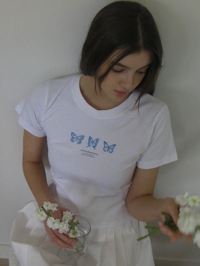 LETTER FROM MOON Triple Crop Short Sleeve T-shirt_White and Blue