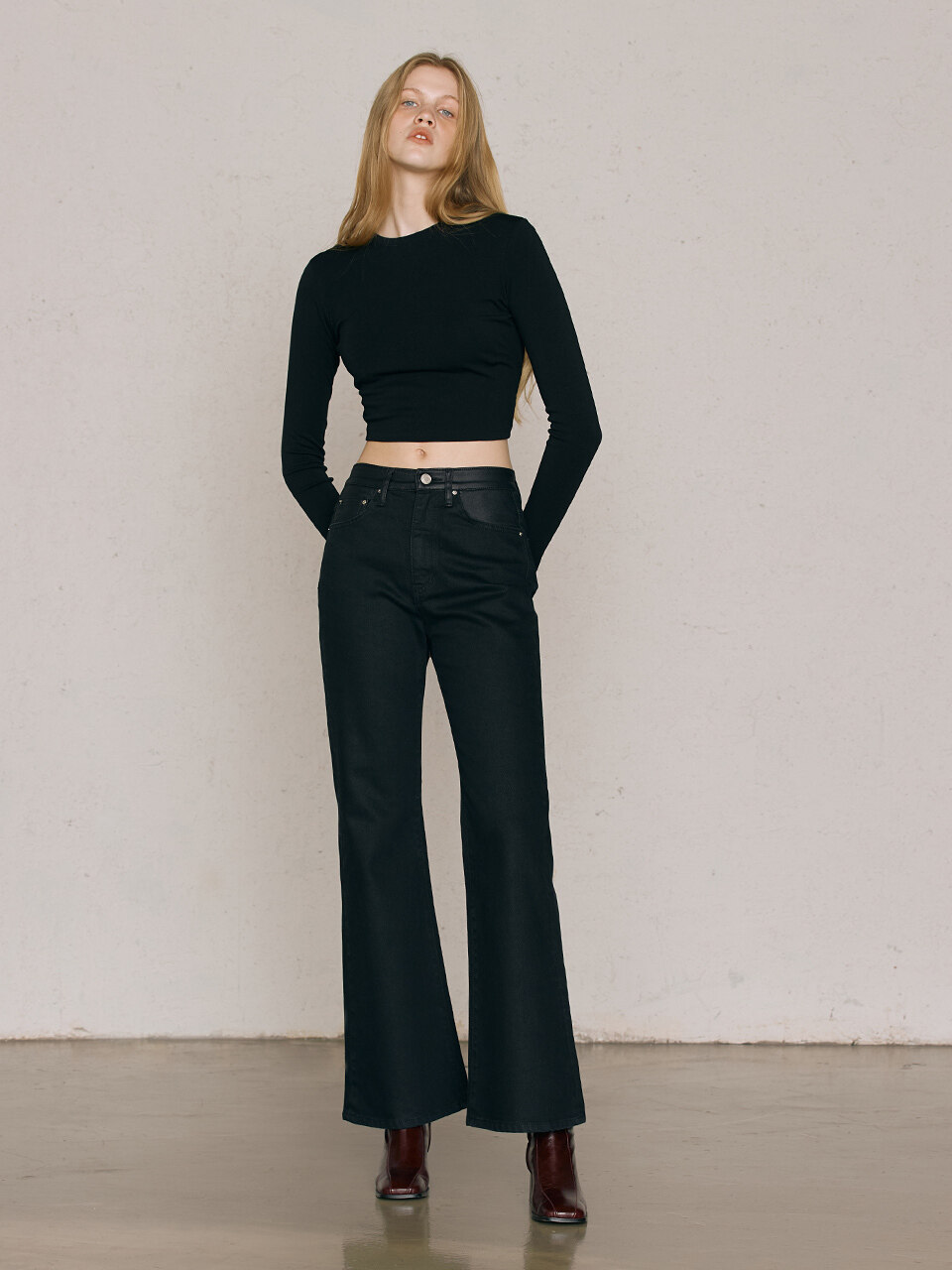 LEUNI Coated Waist Semi Boots Cut Jeans_Black