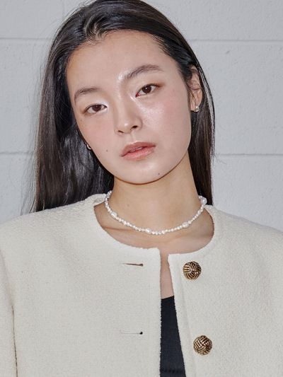 LEUNI Erratic Pearl Necklace