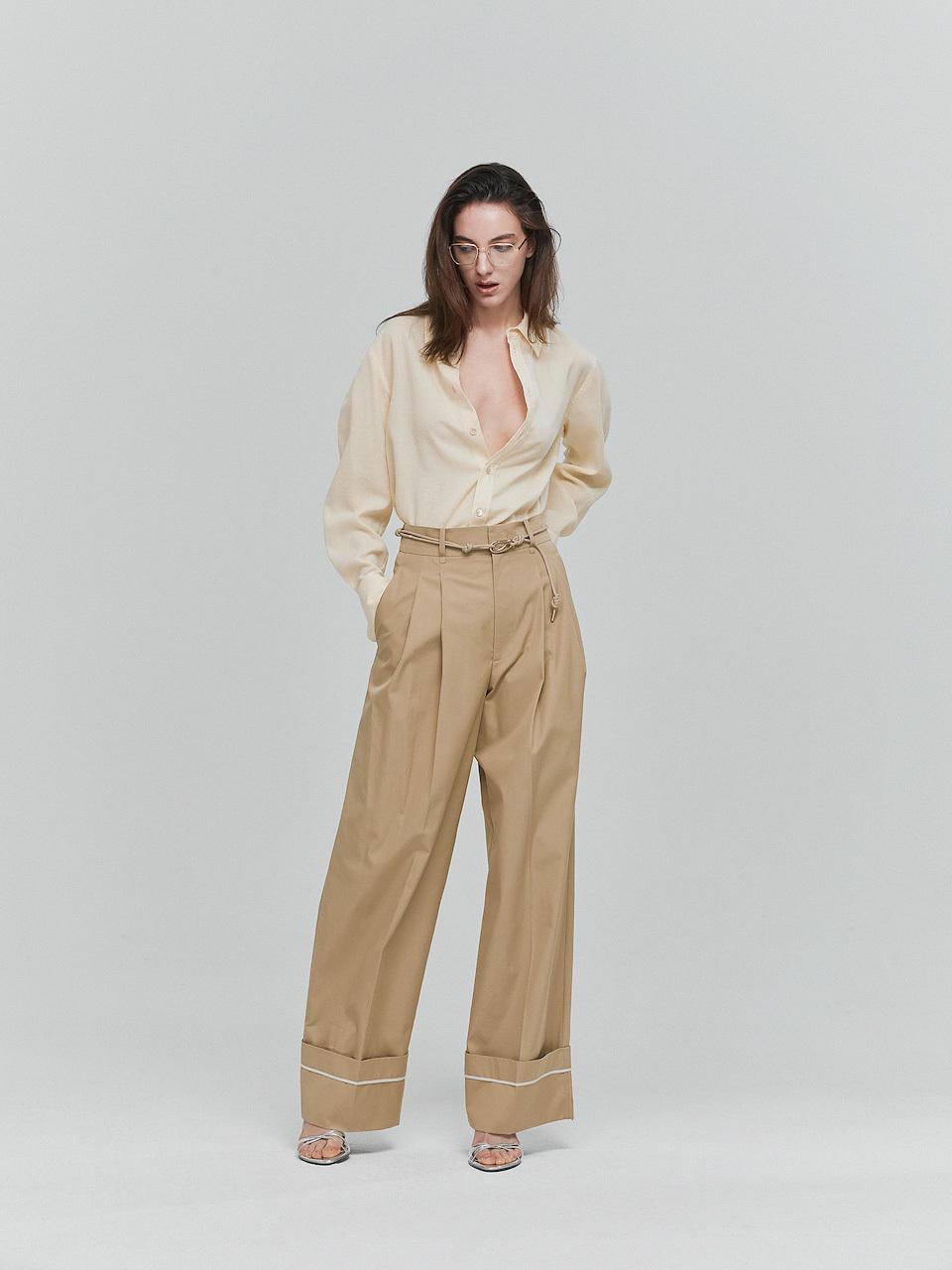 L’H.A.S Belted Cotton Turn-Up Pants (Beige)