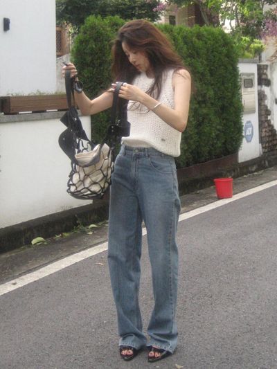 L’H.A.S Genderless Mid Rise Klassic Striaght Jeans_Blue