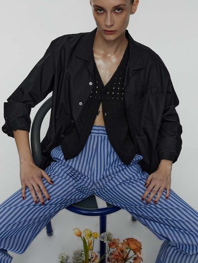 L’H.A.S V-neck Punching Vest _Black