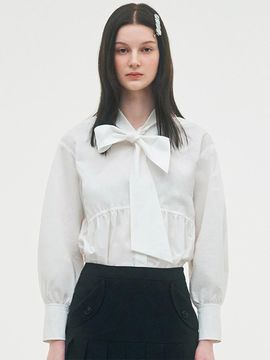 LIE MEQUE Tie Shirring Blouse White